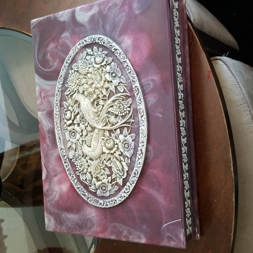 VTG Large womans jewelry box genuine incolay stone  made USA
